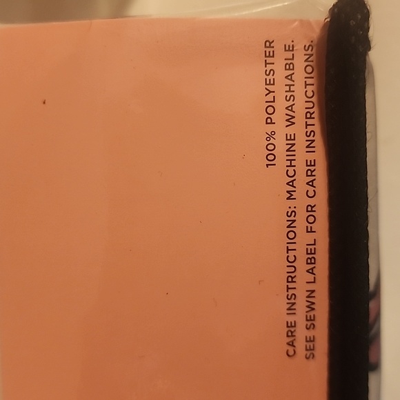 Juicy Couture OX Twin Sheet Set. - Picture 5 of 5